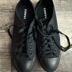 Converse Men's All-Black Sneakers